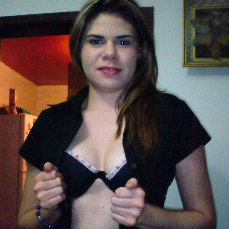 Pénélope 29 Rencontre escort Bessèges