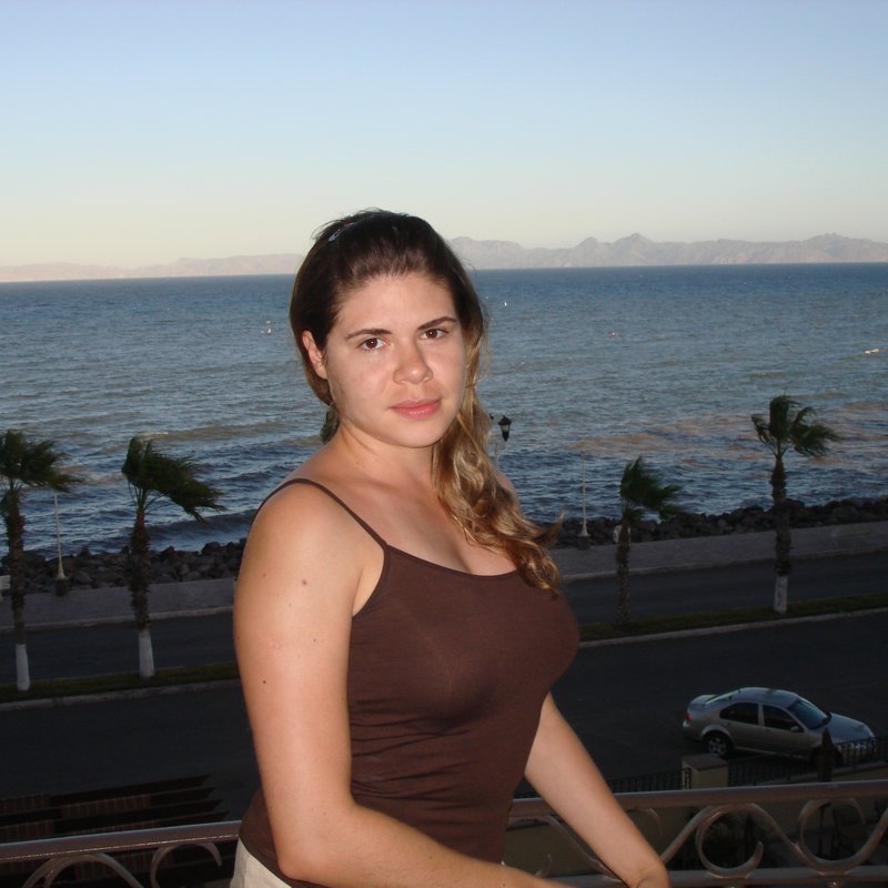 Olivie 22 Rencontre escort Le Palais-sur-Vienne